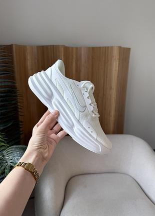 Nike comfort ride easyon white