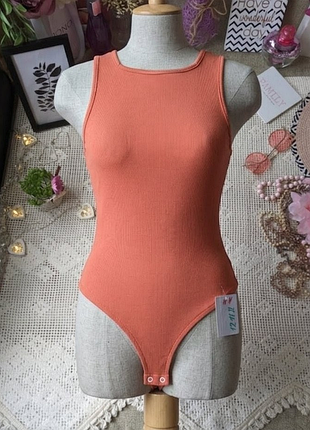 Боди boohoo 16(44)