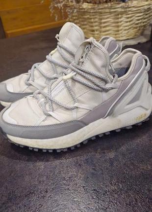 Кроссовки adidas