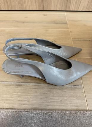 Туфлі босоніжки zara 38 розмір