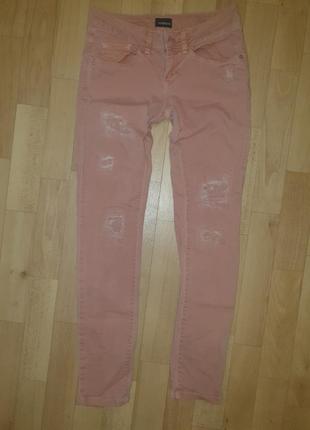 Штаны джинсы персикового цвета
