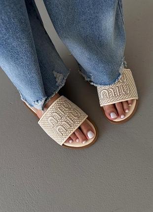 Miu miu light cream slides (9) 💛