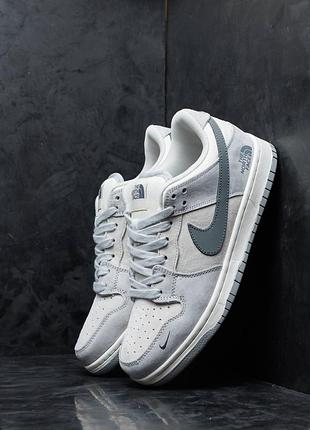 Жіночі кросівки nike sb dunk low x the north face