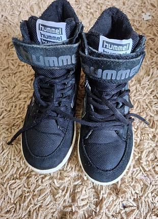 Кроссовки hummel