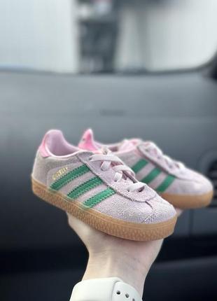 Кросівки дитячі на дівчинку adidas gazelli