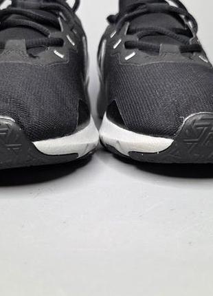 Кроссовки nike legend essential 2 3
