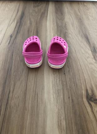 Сандалики від crocs 4