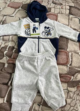 Новий велюровий костюм disney mickey mouse (disney baby), р. 56-62