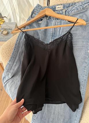 Розкішний чорний топ з мереживом zara