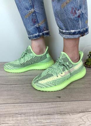 Женские кроссовки adidas yеezy boost 350 v2 green