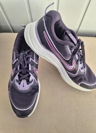 Кроссовки женские от nike