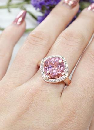 Серебряное кольцо с фианитами белого и розового цвета феерия