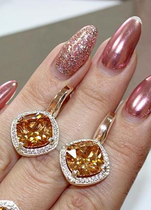 Серьги с большим оранжевым камнем феерия