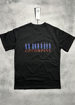 Футболка c.p. company з великим логотипом