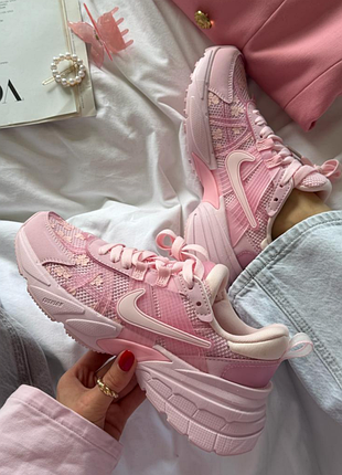 V2k pink flowers