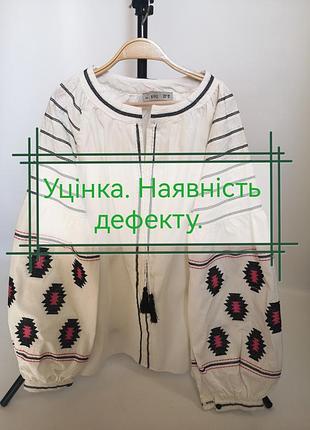Уцінка. жіноча вишиванка.