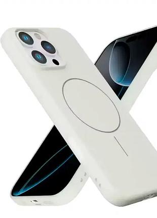 Чохол силіконовий для iphone 16 білий з magsafe захист від ударів і падінь