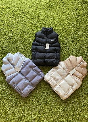 Чоловічі жилетки nike storm fit