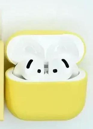 Чехол силиконовый противоударный защита от падений и царапин для airpods pro 2 золотой