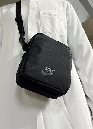 Борсетка nike качественная спортивная новинка черная на 2 отделения