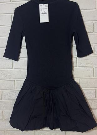 Продаю нове  плаття zara в чорному кольорі. плаття на зріст 160-165 см на струнку фігуру . гарний варіант одягу на вечірку чи на повсякденне носіння !