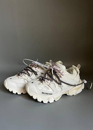 Уцінка кросівки трендові жіночі ba… track trail laces white/lilac