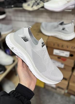 Мокасини чоловічі new balance без шнурків на резинці весна літо світло-сірі
