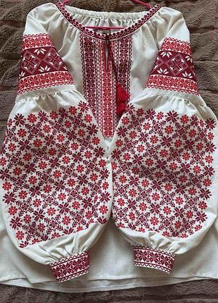 Вишиванка жіноча