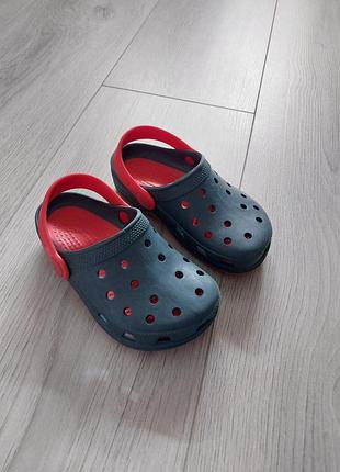Аквашузи крокси chicco 25p