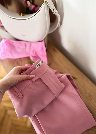 Класичні, прямі брюки zara в ніжно рожевому кольорі 😍🌸
