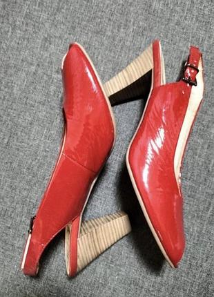 Яскраві босоніжки caprice 39,5-40