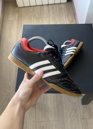 Футзалки adidas