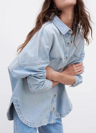 Женская джинсовая оверсайз куртка zara