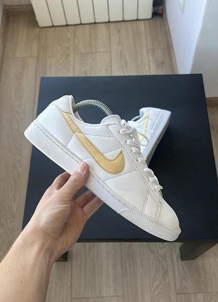 Кросівки nike