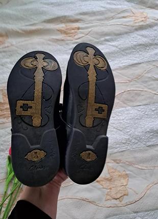 Лакові туфлі "clarks"  ⭐️р.34 (уст.22.0 см) 5