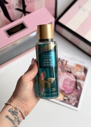 Спрей для тіла warm vanilla woods victoria’s secret