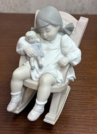 Фарфоровая статуэтка lladro «время спать».