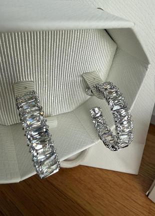 Оринінальні сережки swarovski matrix