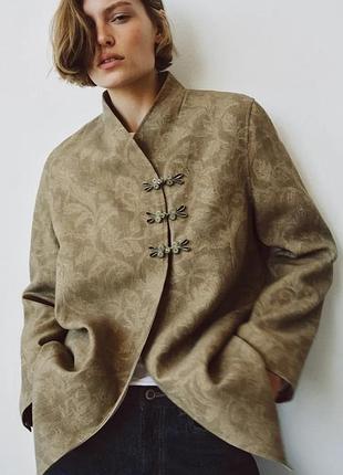 Жаккардовый блейзер с накладными элементами zw collection