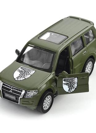 Автомодель серії «шеврони героїв» mitsubishi pajero 4wd tubro «93 омбр» technodrive 250283m