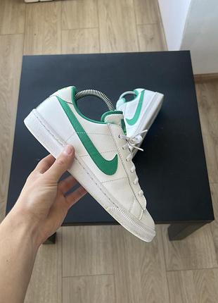 Кросівки nike