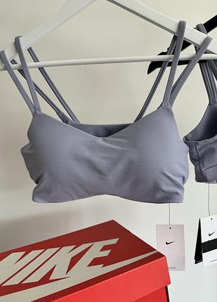 Спортивний бюстгальтер топ nike xs