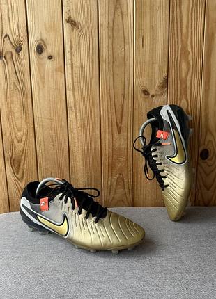 Футбольні професійні бутси копочки nike