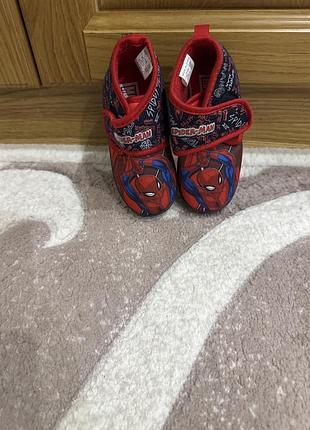 Тапочки для хлопчика в садок