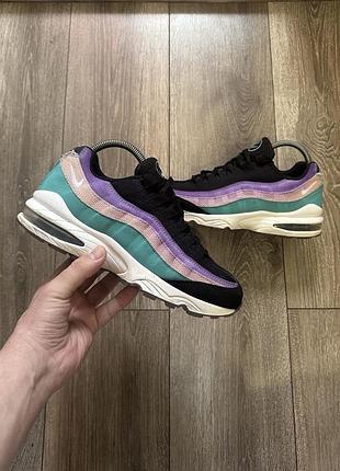 Жіночі кросівки nike air max 95 have a nike day