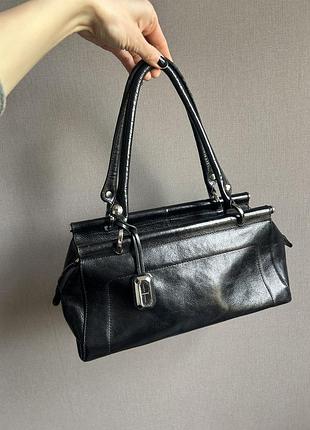 Минималестичная сумка из натуральной кожи jasper conran