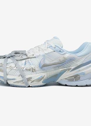 Жіночі кросівки nike v2k run custom white blue