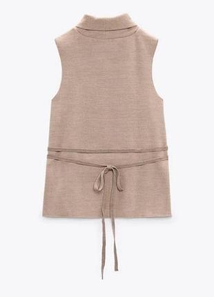 Жилетка від zara