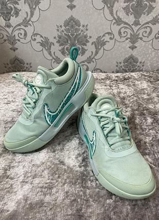 Жіночі nike