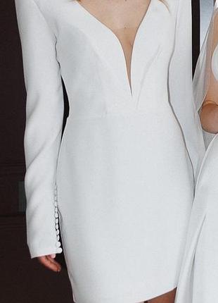 Коротка пряма сукня donia від бренду anne-marie wedding dress
